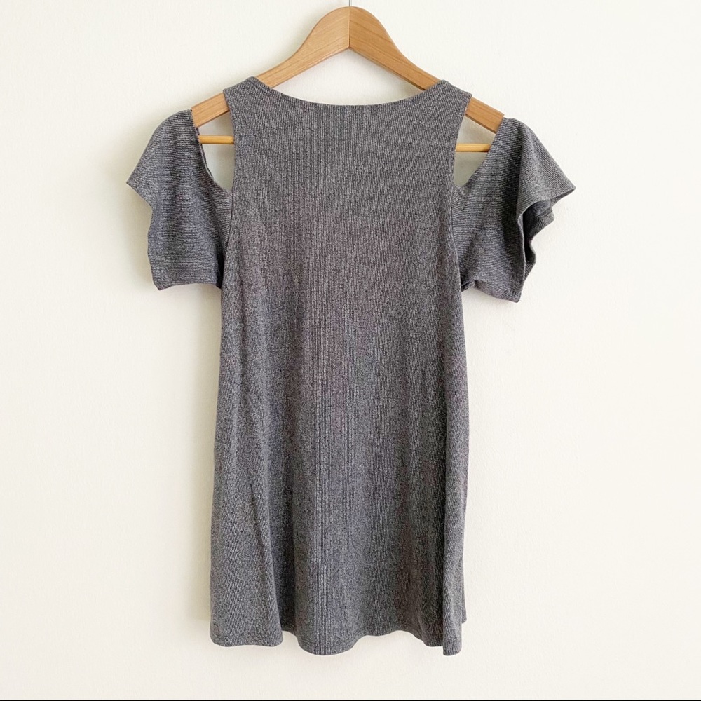 Green Envelope LA Ribbed Cold Shoulder Top Dark Grey S - Picture 7 of 8